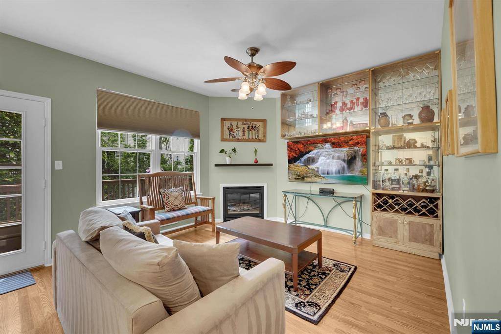 42 Rockcreek TER, Riverdale Borough, NJ 07457
