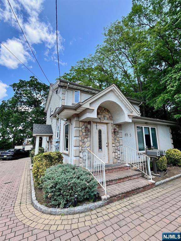 83 S Farview AVE #1, Paramus, NJ 07652