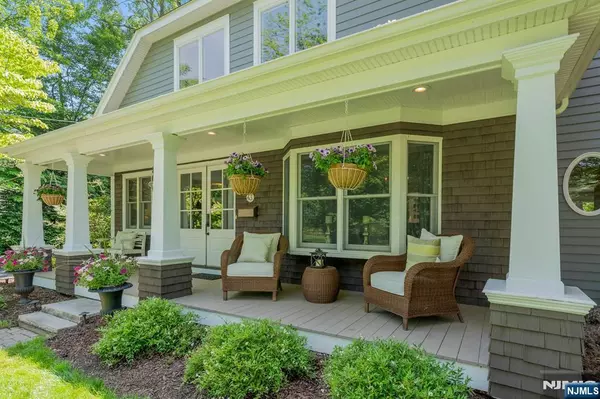 Allendale, NJ 07401,43 Heights RD