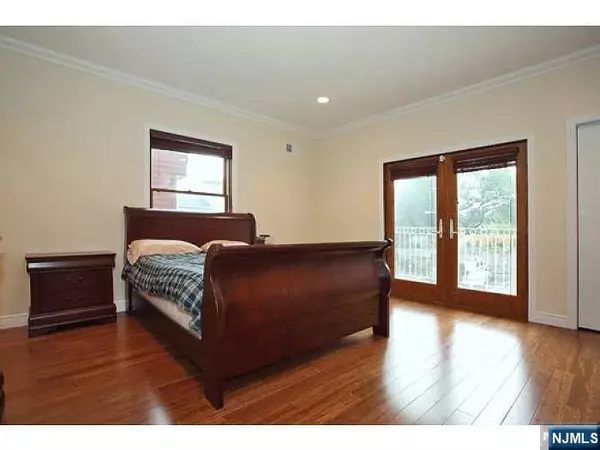 North Bergen, NJ 07047,1128 43rd ST #1
