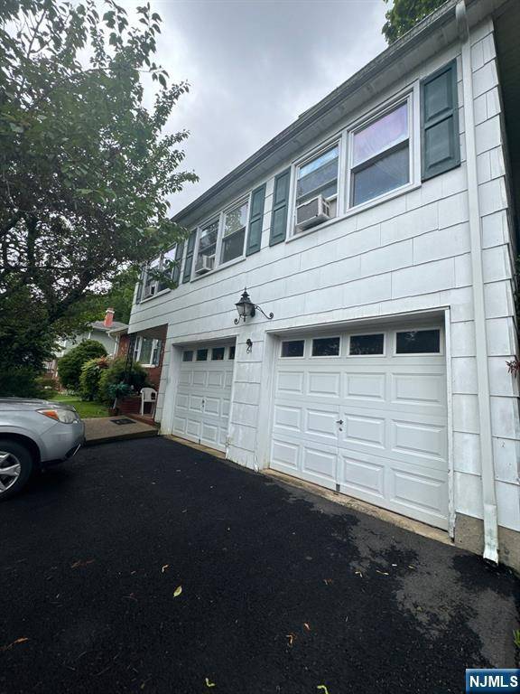 Roxbury Township, NJ 07847,61 Hillside AVE