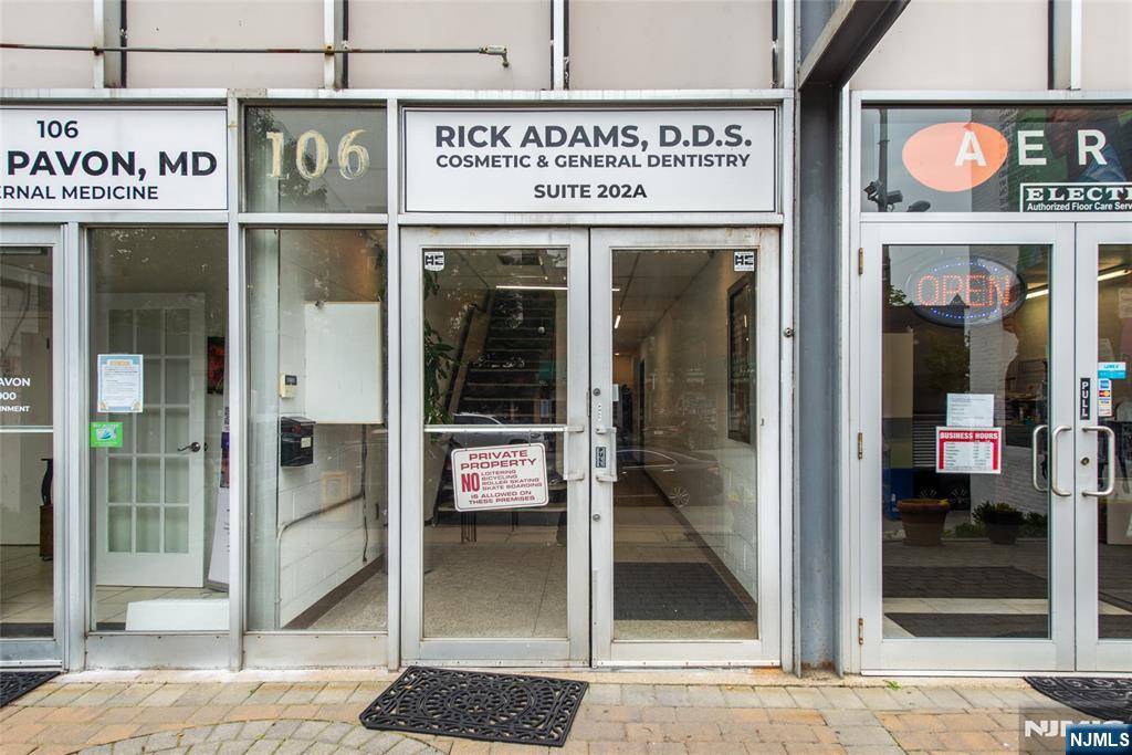 Englewood, NJ 07631,106 W Palisade AVE #103