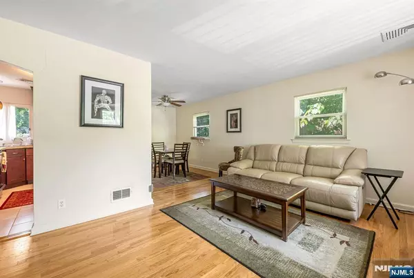 Dumont, NJ 07628,379 Madison AVE