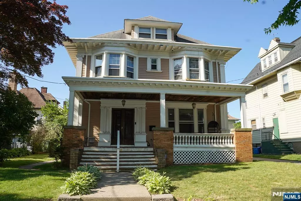 Newark, NJ 07104,266-268 Montclair AVE