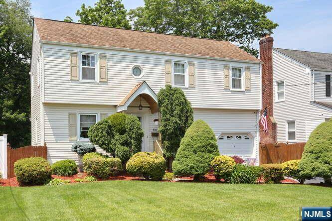 64 Lunn AVE, Bergenfield, NJ 07621