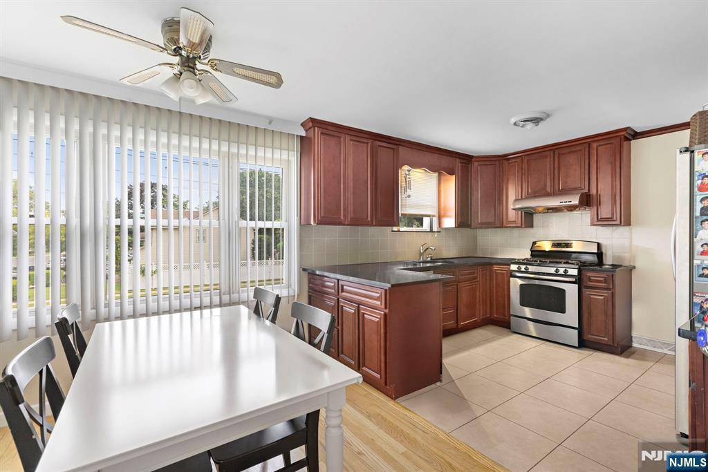 Secaucus, NJ 07094,6 Gail PL