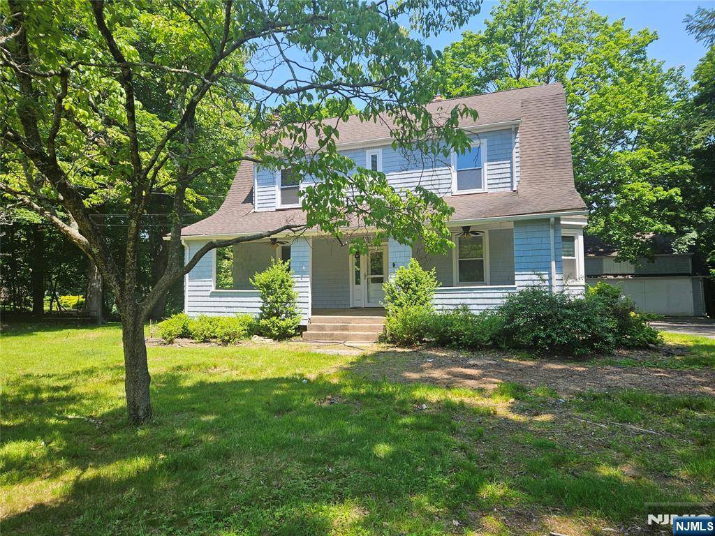 276 Werimus RD, Woodcliff Lake, NJ 07677