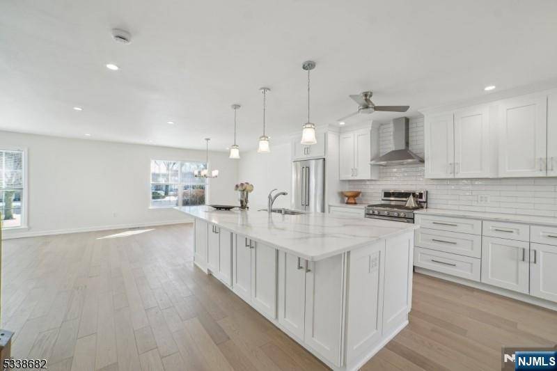 West Orange, NJ 07052,96 Giordano DR