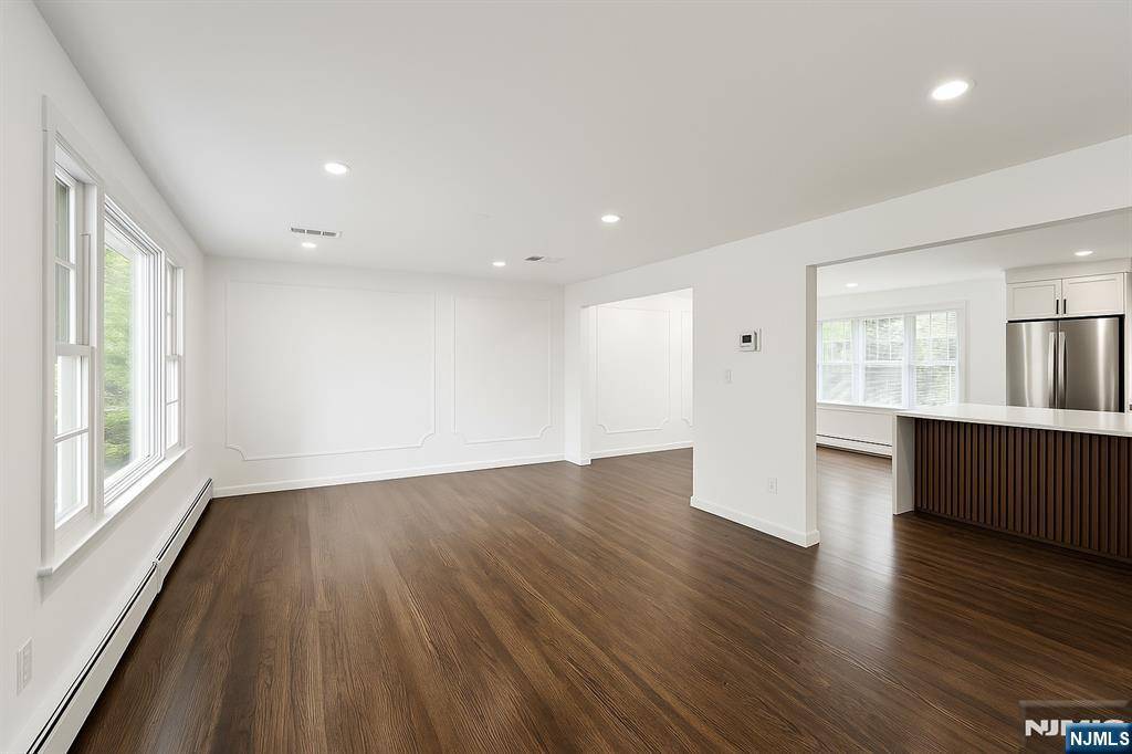 Fair Lawn, NJ 07410,0-33 Morlot