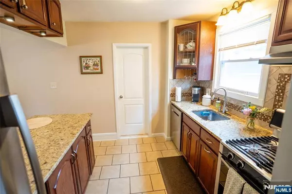 Bloomfield, NJ 07003,87 Pilch ST