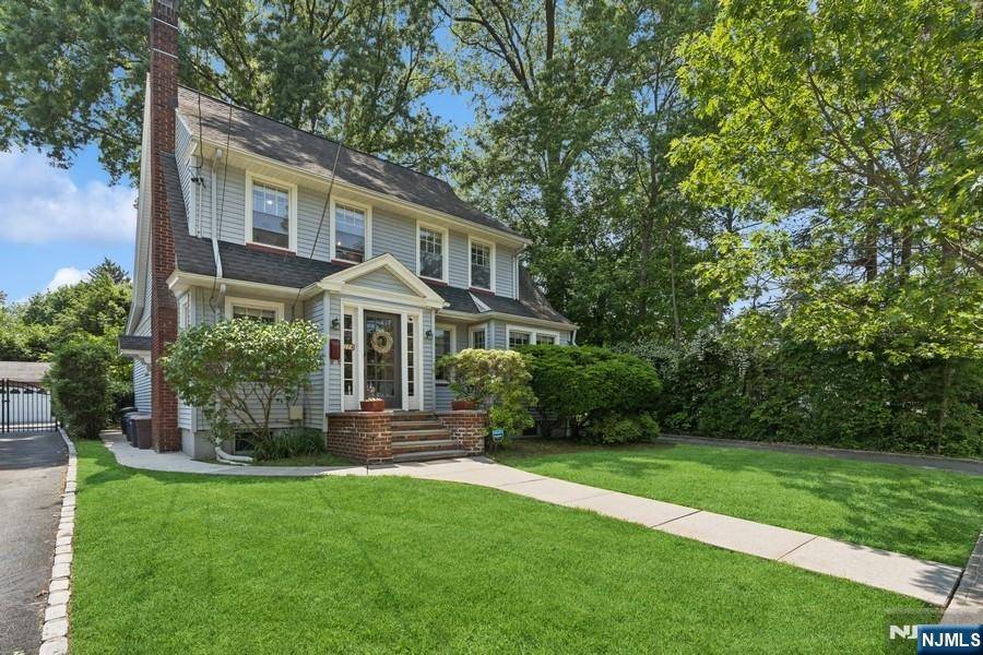 174 Garfield PL, Maplewood, NJ 07040