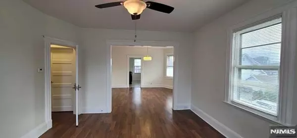 Cliffside Park, NJ 07010,630 Palisade AVE #2