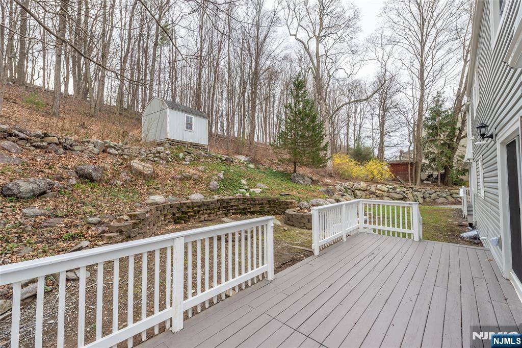 West Milford, NJ 07480,104 Vreeland RD
