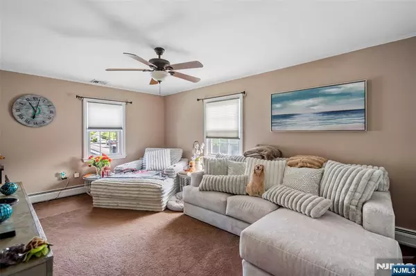 Pompton Lakes, NJ 07442,336 Ackerman PL