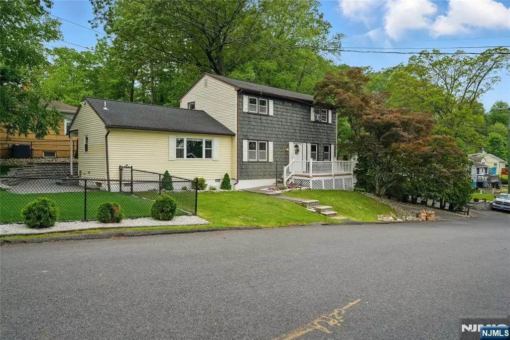 Roxbury Township, NJ 07850,52 Condict RD