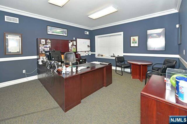 Fair Lawn, NJ 07410,59 Lincoln AVE