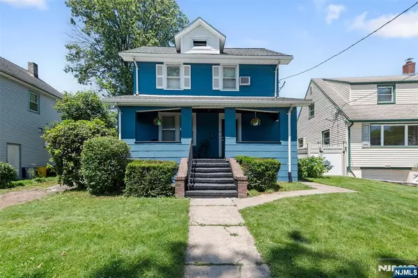 1146 Stasia ST, Teaneck, NJ 07666