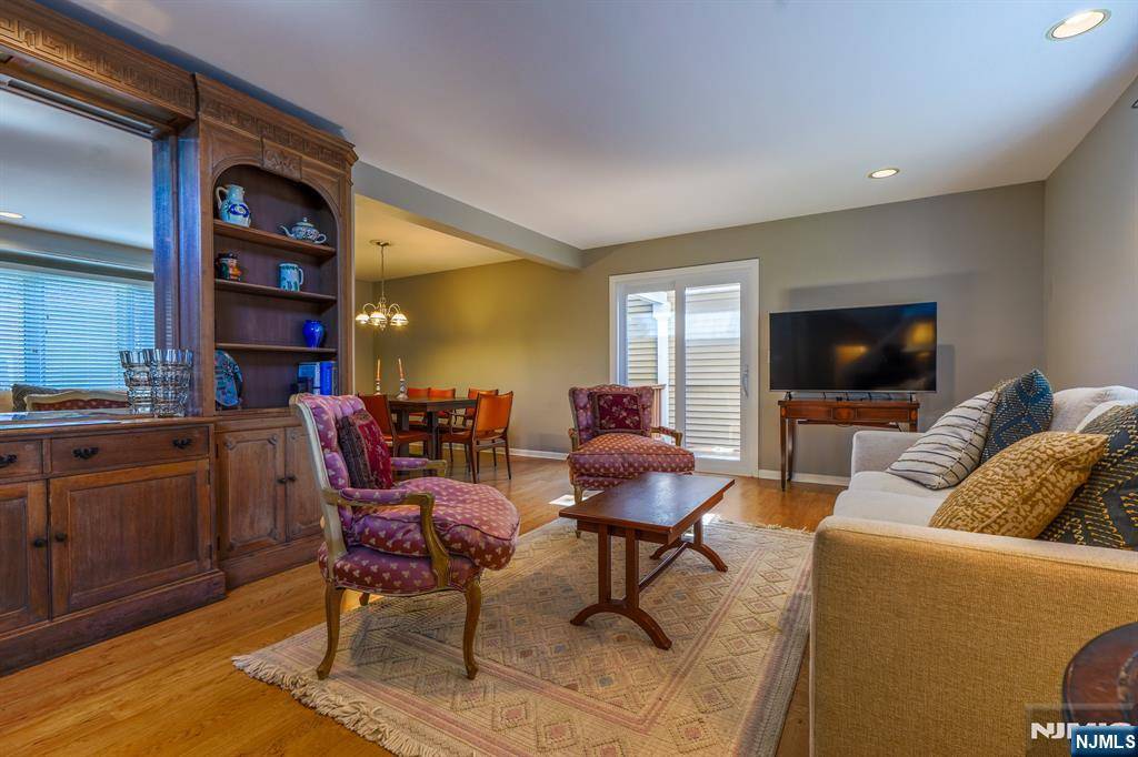West Orange, NJ 07052,260 Clarken DR #148