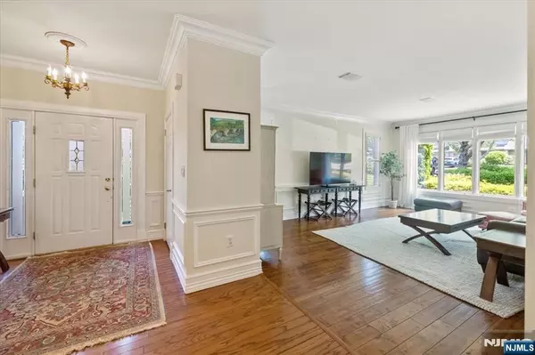 Mahwah, NJ 07430,289 Vista View DR