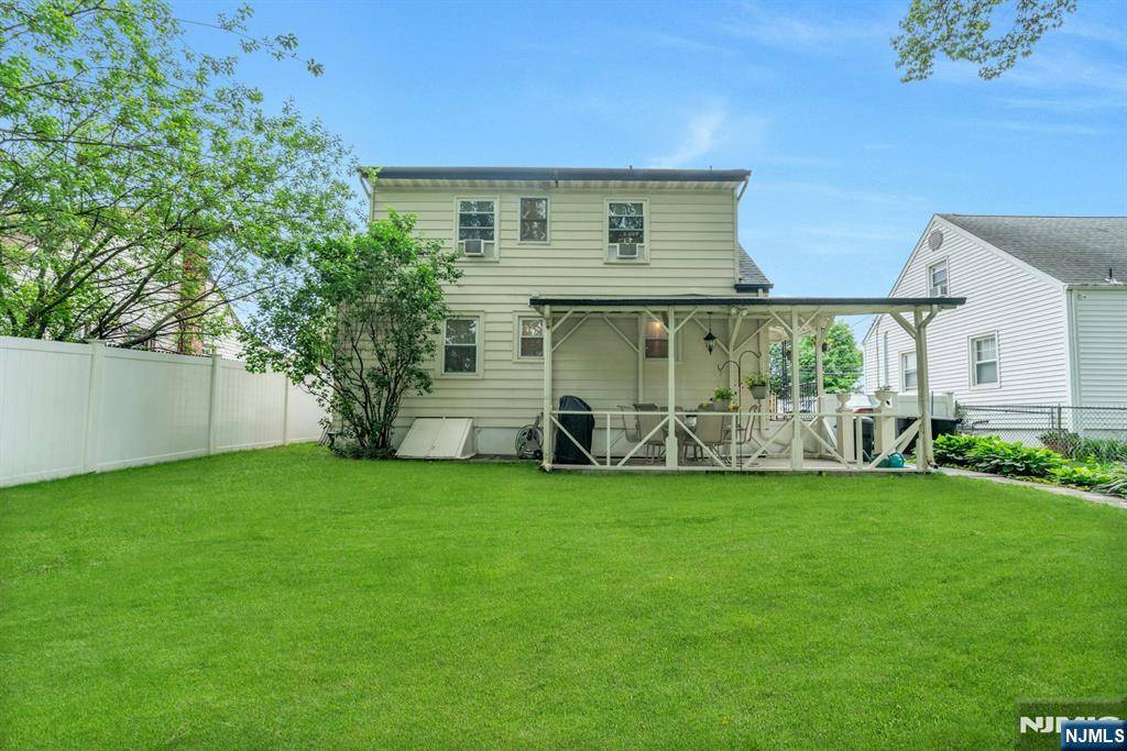 Fair Lawn, NJ 07410,10-14 1st ST