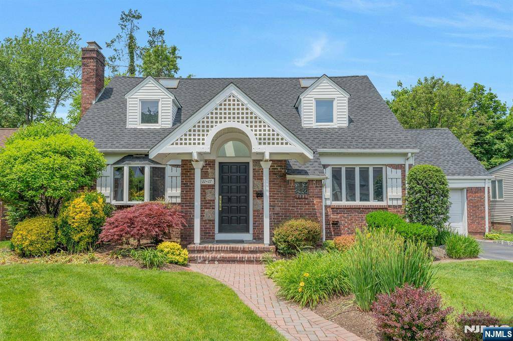 11-17 Fairhaven PL, Fair Lawn, NJ 07410