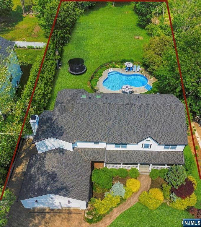 Norwood, NJ 07648,9 Meadow LN