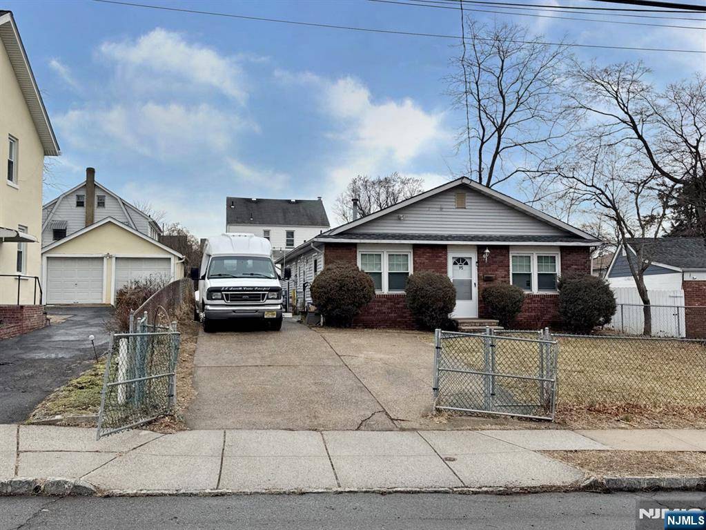 95 Mitchell ST, West Orange, NJ 07052