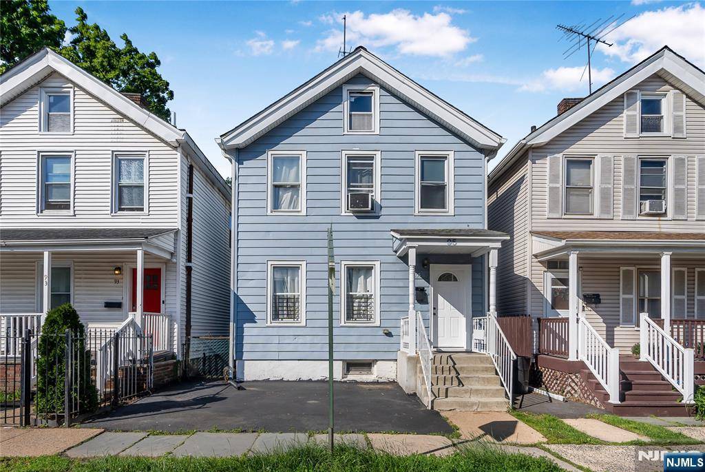 95 Hamilton ST, East Orange, NJ 07017