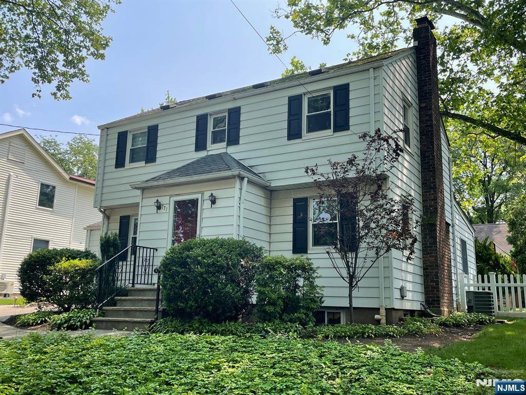 771 Stelton ST, Teaneck, NJ 07666