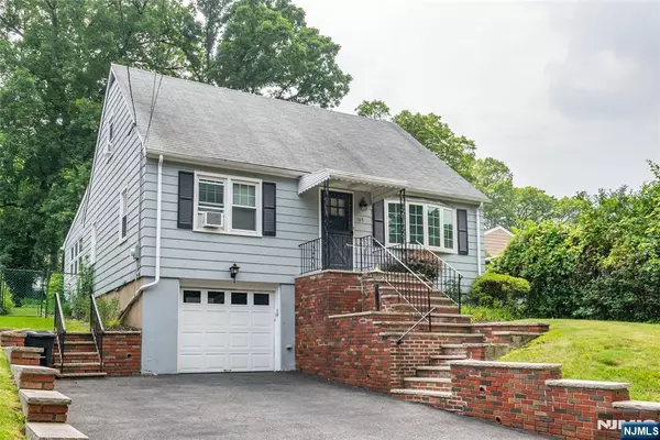 Cedar Grove, NJ 07009,165 Myrtle AVE