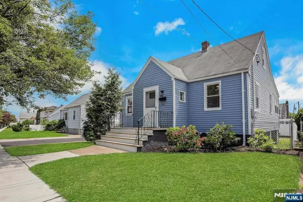 Lodi, NJ 07644,396 Westminster PL