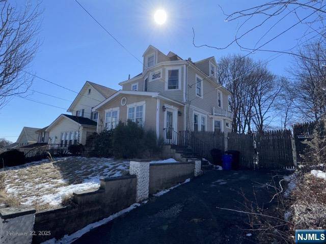 7 Virginia AVE, West Orange, NJ 07052