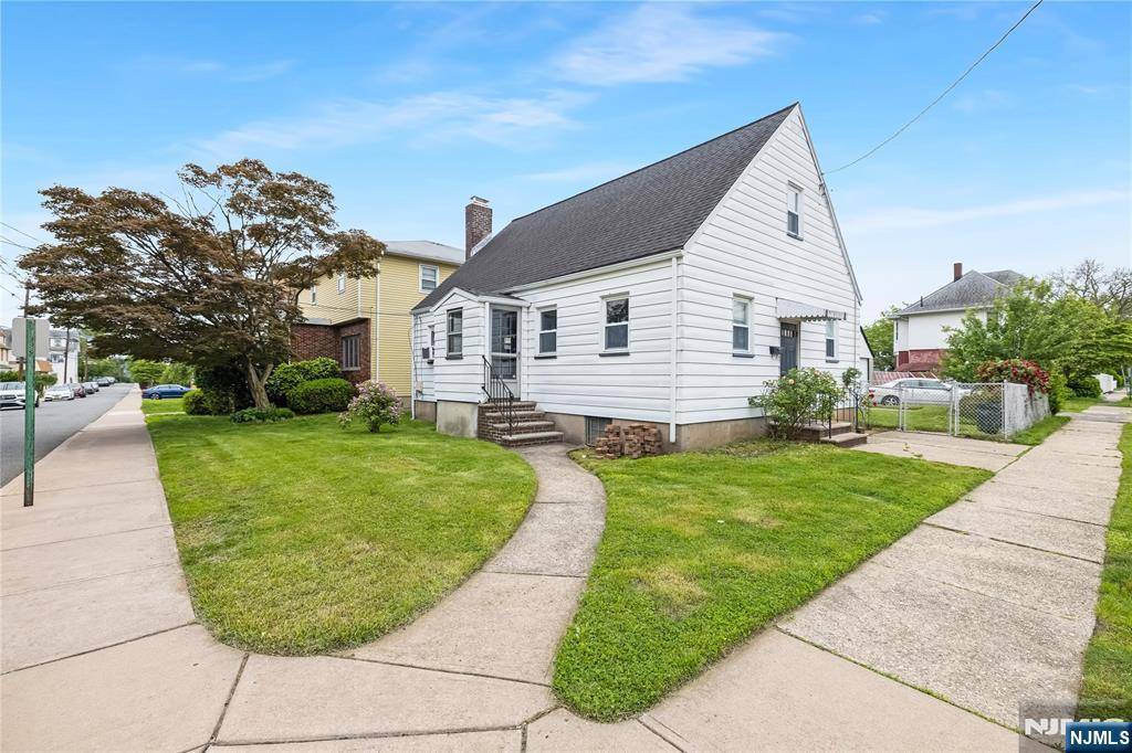 41 Hazelton ST, Ridgefield Park, NJ 07660