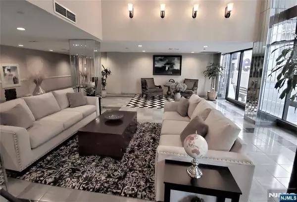 Hackensack, NJ 07601,316 Prospect AVE #8D