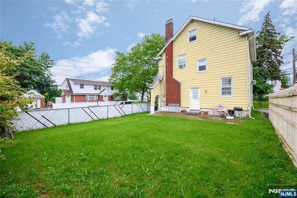 Passaic, NJ 07055,139 Marietta AVE