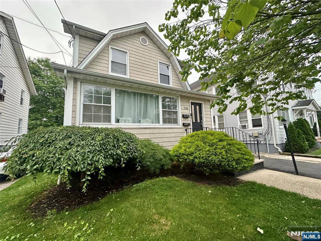 220 Irving PL #2, Lyndhurst, NJ 07071