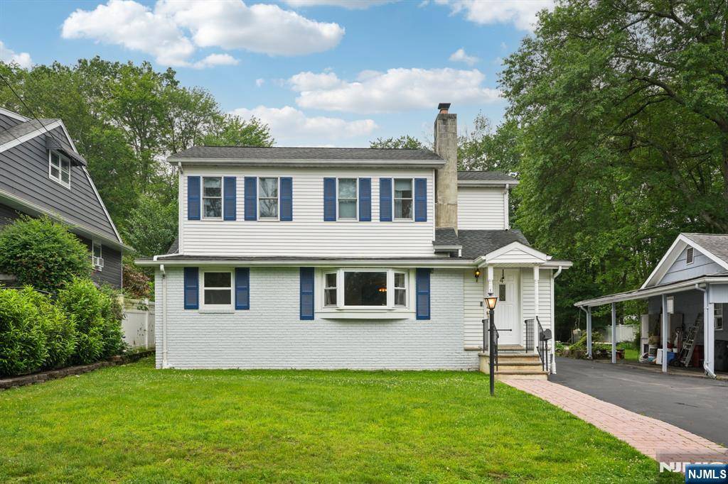4 Lenape TRL, Wayne, NJ 07470