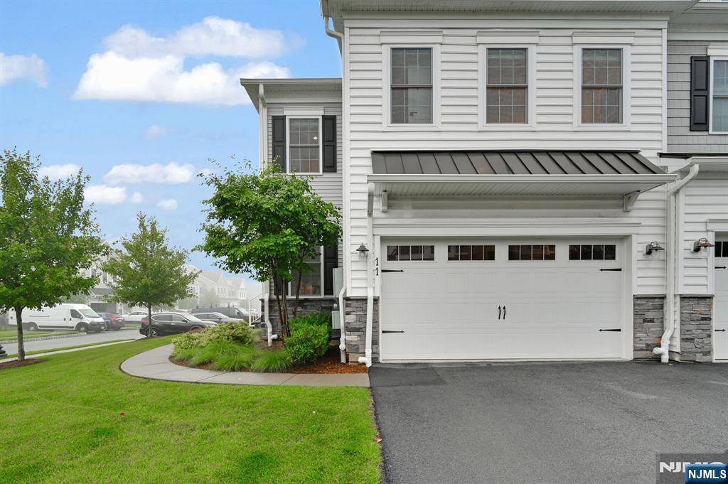 Cedar Grove, NJ 07009,11 Aspen DR