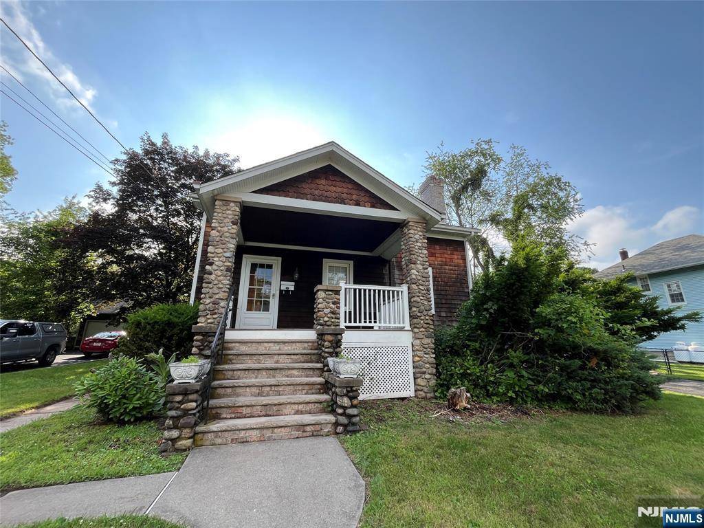 Cresskill, NJ 07626,131 Jefferson AVE #2