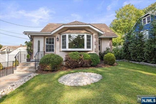 1 Park PL, North Caldwell, NJ 07006