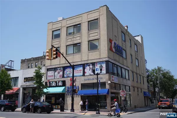 West New York, NJ 07093,5619 57th #2 FL