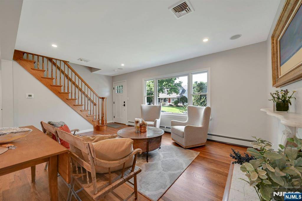 Midland Park, NJ 07432,103 College RD
