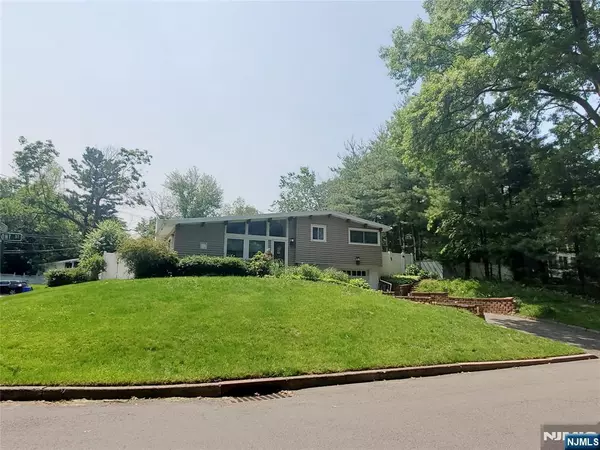 Englewood, NJ 07631,167 Belmont ST