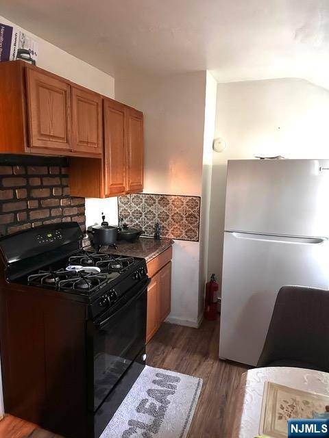 Haledon, NJ 07508,59 Aberdeen CT #2