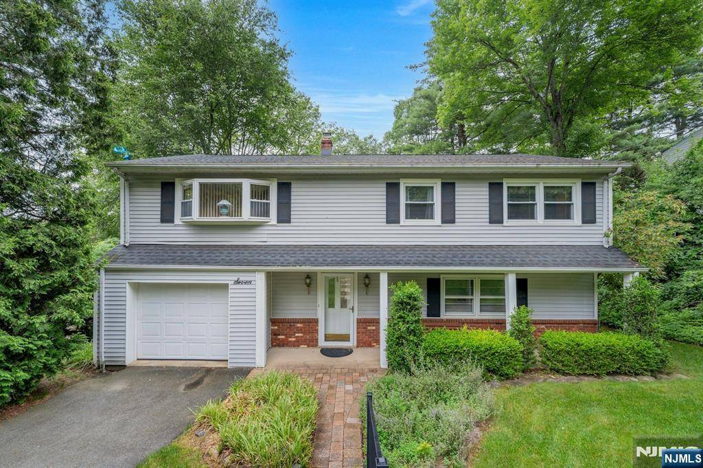 Wanaque, NJ 07465,7 Lovell DR