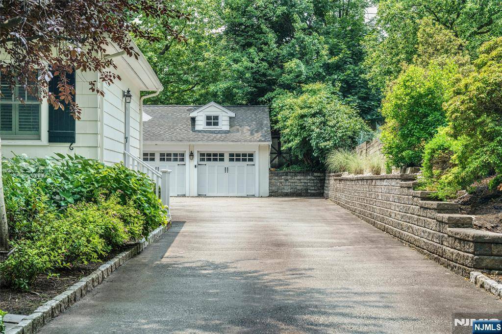 Millburn, NJ 07078,59 West RD