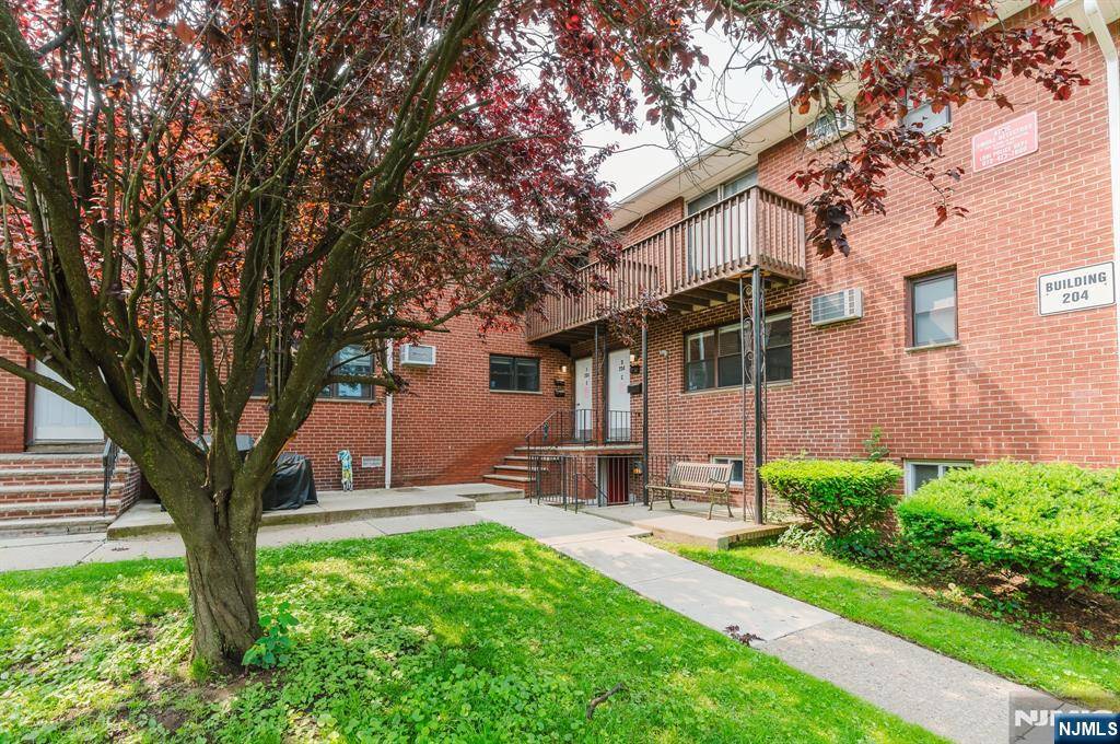 204 Terhune AVE #F, Lodi, NJ 07644