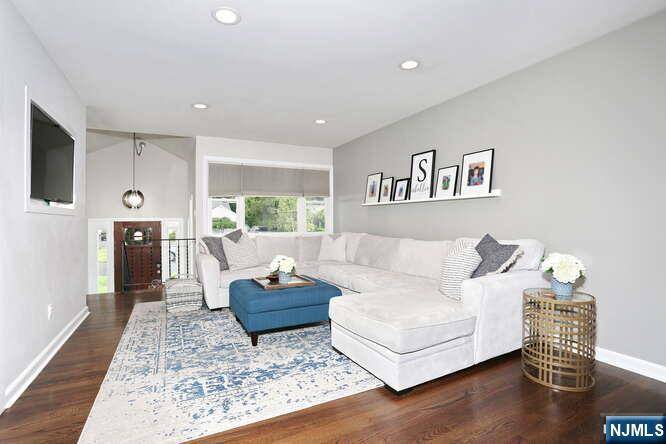 River Vale, NJ 07675,233 Highland AVE