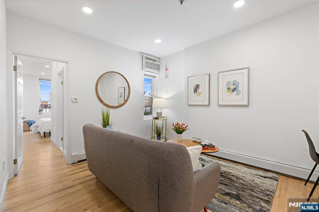 110 Washington ST #8, Hoboken, NJ 07030