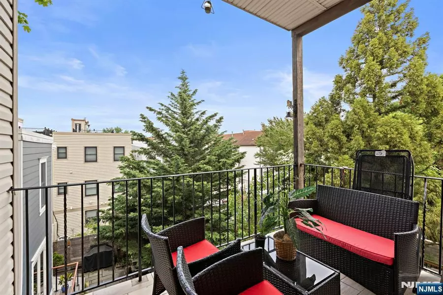 58 Booraem AVE, Jersey City, NJ 07307